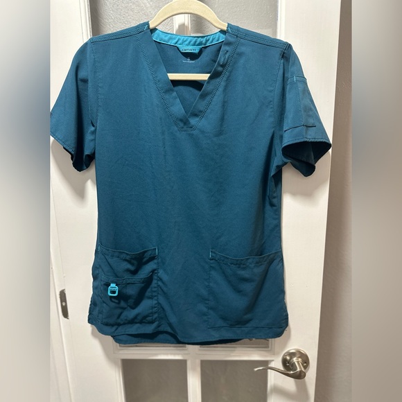 Carhartt Women's Cross-Flex Media Scrub Top - Picture 4 of 10